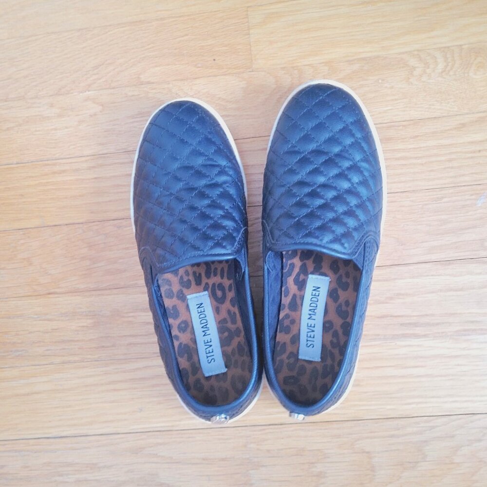 Black Steve Madden Quilted sneakers